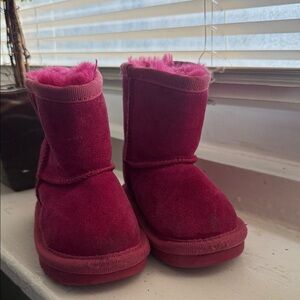 UGG Classic Toddler Boots in Rich Pink